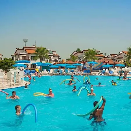 Antalya Familie Pool With Waterslide شقة
